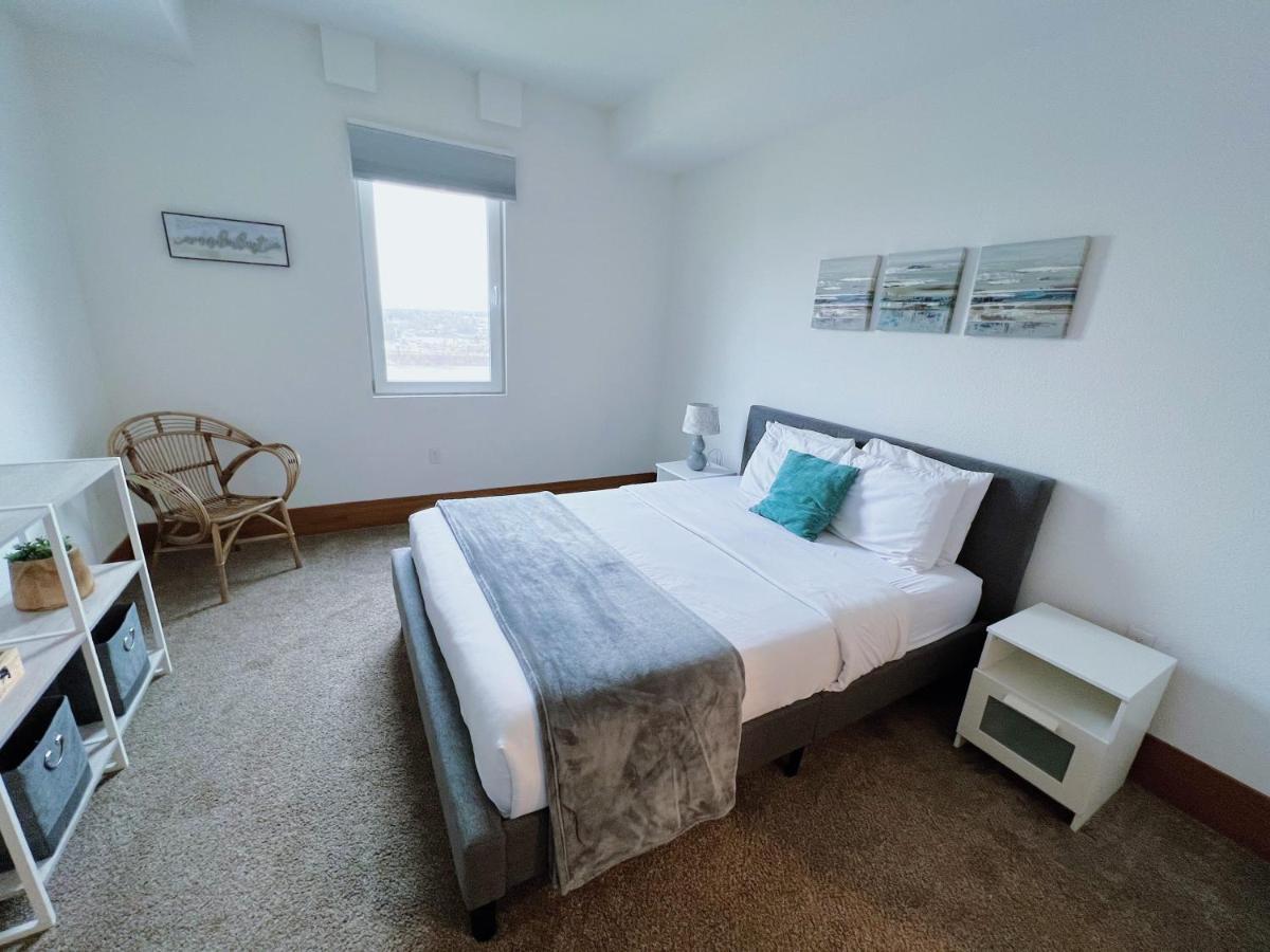 2Br Suite At The Grand Castle Pool Gym & Parking Grandville Exterior foto